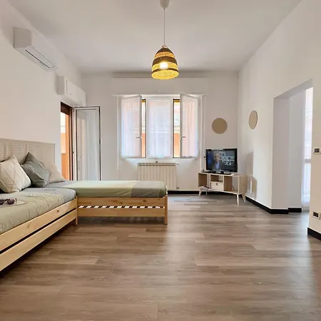 Nena House By World